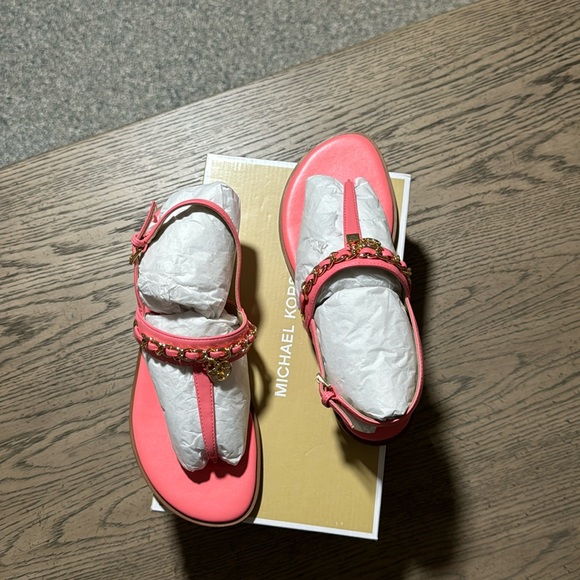 MICHAEL KORS ELSA THONG NAPPA PU GRAPEFRUIT - Picture 2 of 5